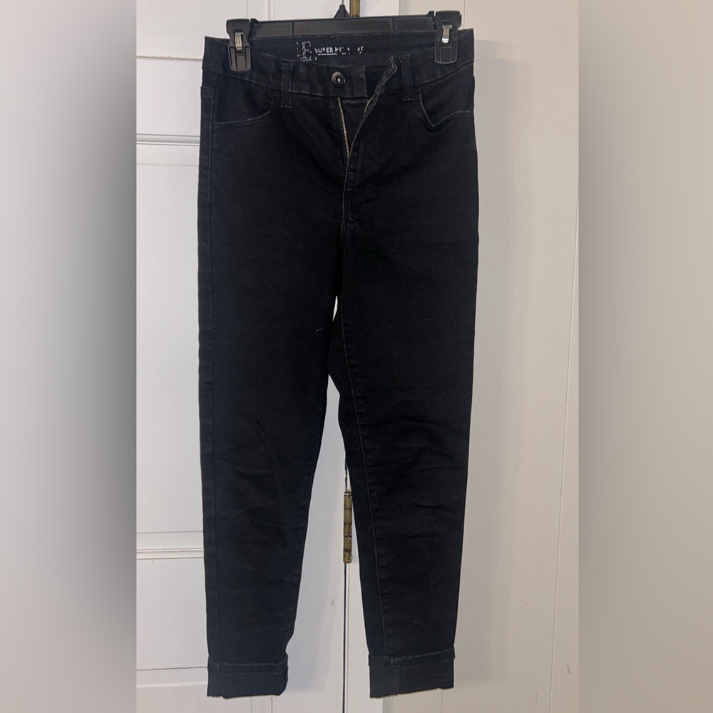 Black skinny jeans